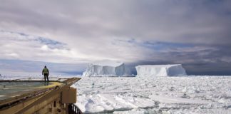 9J – Recursos y SoberaníaDel Tratado Antártico a la Ley de Glaciares, disputas por la independencia política de los recursos naturales.