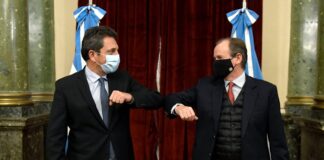 Massa y el gobernador Bordet plantearon objetivos conjuntos para la reactivación de la Argentina pospandemia