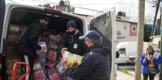 San Isidro: Entregan más de dos toneladas de alimentos en barrios vulnerables