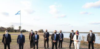 El Presidente encabezó la firma del Acuerdo Federal de la Hidrovía Paraguay-Paraná