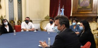 Massa recibió a personal de la salud en el ‘Día de la Sanidad’