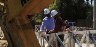Escobar: Malena Galmarini y Ariel Sujarchuk recorrieron un acueducto que beneficiará a 490.000 vecinos y vecinas