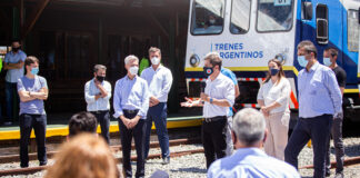 Kicillof, Massa y Meoni inauguraron el retorno del tren de pasajeros que llega hasta Pinamar