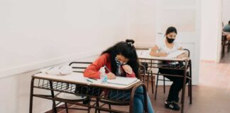 Docentes bonaerenses manifestaron preocupación por clases presenciales ante la avanzada del virus