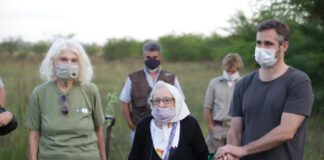 Pilar: Achával y Nora Cortiñas plantaron árboles por la Memoria en la Reserva