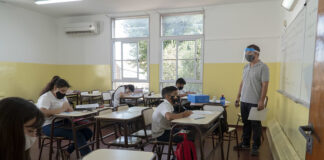 San Isidro: Los alumnos de secundaria volvieron a las clases presenciales