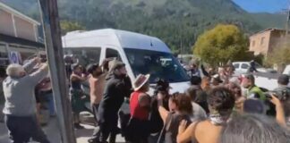Protestas e incidentes en la llegada de Alberto Fernández a Chubut