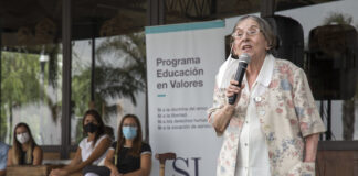 San Isidro: Hilda Molina brindó una charla a adultos mayores en Puerto Libre