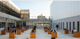 Escobar: El Concejo Deliberante sesiono al aire libre en el colegio preuniversitario “Dr. Ramón Cereijo”