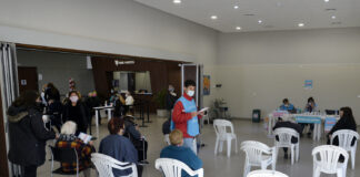 Tigre: Zamora acompañó una nueva jornada de vacunación contra el COVID-19 en las postas sanitarias de Benavídez y Don Torcuato