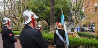 San Fernando: El Municipio homenajeó a los Bomberos Voluntarios de en su día