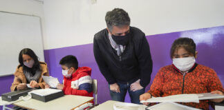 Vicente López: Se presentó el programa de ayuda escolar “Soy Parte Educando”