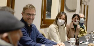 Malena Galmarini se reunió con los presidentes de clubes de remo de Tigre por avances en la pista de remo y darles apoyo económico a través del programa nacional “Clubes en Obra”