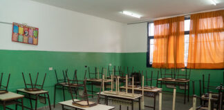 San Isidro: Pintura y obras en escuelas