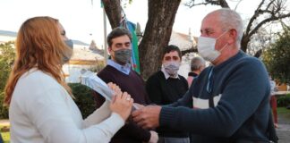 Ruiz Malec entregó 82 escrituras a familias en Luján