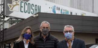 Tigre: Jorge Ferraresi, Malena Galmarini, y Julio Zamora recorrieron en Tigre una moderna empresa dedicada a la construcción modular de casas y hospitales