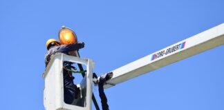 Escobar: Se reparó 298 puntos de luz e instaló 26 nuevas columnas con luminarias LED