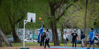 San Isidro: El street basket copa los parques del municipio