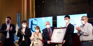 Se entregó la Mención de Honor “Dr. Juan Bautista Alberdi” al Dr. Ramón Carrillo