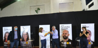 Tigre: Julio y Gisela Zamora presentaron la lista de candidatos del Frente de Todos en Troncos del Talar