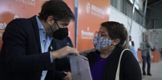 Bianco y Mussi entregaron escrituras en Berazategui