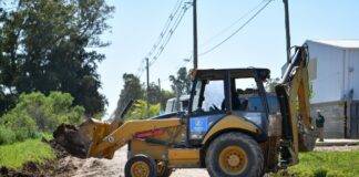 Escobar: Sujarchuk recorrió la importante obra de pavimentación de la calle Del Caballito Blanco en Matheu