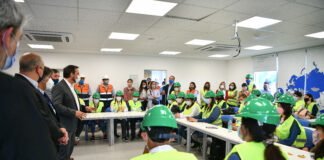 Escobar: Se firmó un convenio con la empresa Mapei para capacitar a jóvenes de las escuelas técnicas del distrito