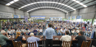 Pilar: Kicillof, “De estos seis años de crisis, vamos a salir adelante junto a los trabajadores”