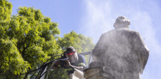 San Isidro: Avanzan las tareas de restauración en la Plaza Mitre