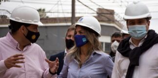 Malena Galmarini recorrió una importante obra cloacal en el barrio Ejército de los Andes, en Tres de Febrero