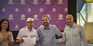Escobar: Sujarchuk entregó 155 nuevos kits a emprendedores y emprendedoras de la economía social