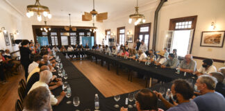 Kicillof se reunió con representantes del sector productivo en Miramar