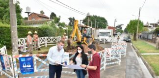 Malvinas: Red secundaria cloacal para la ciudad de Villa de Mayo