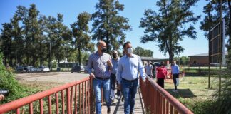 Escobar: Sujarchuk y Ramil supervisaron la construcción del puente vial sobre el arroyo Garín y recorrieron la pavimentación de la calle Independencia en Ing. Maschwitz