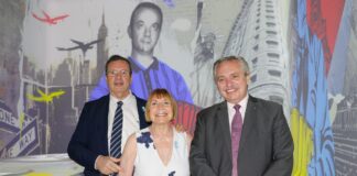 El Presidente inauguró un novedoso espacio sensorial en el CCK que abre con un homenaje a Piazzolla