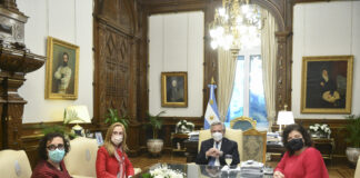 El Presidente mantuvo un encuentro con especialistas en Salud Mental de la Organización Mundial y la Organización Panamericana de la Salud