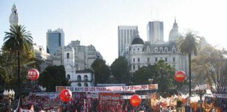 El 1º de mayo el Frente de Izquierda y los Trabajadores Unidad convoca a Plaza de Mayo: abajo el pacto con el FMI