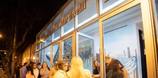 San Fernando: A sala llena, Martín Pugliese subió a escena en el Teatro Martinelli