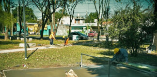 Escobar: Avanza con las obras de puesta en valor en la plaza Sarmiento y el cementerio de Garín