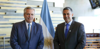 El Presidente se reunió con el titular de General Motors Internacional, quien le anunció la producción de la Tracker, con una inversión de 350 millones dólares