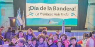 San Fernando: Juan Andreotti tomó la Promesa a la Bandera a 3.000 alumnos