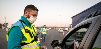 El Gobierno Nacional controló más de 27.000 vehículos en todo el país durante el fin de semana largo
