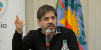 Carlos Bianco: “El Gobernador y sus ministros hacemos, no prometemos”