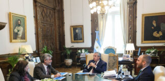 El Presidente anunció una nueva jerarquización salarial del 10% para investigadores e investigadoras del CONICET