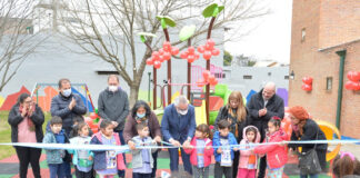 Tigre: Julio Zamora inauguró los nuevos juegos del Jardín N°929 “El Ceibo” de Don Torcuato