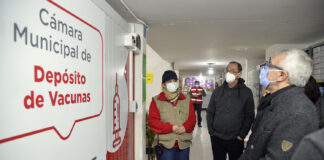 Tigre: En el HDI, Julio Zamora presentó una nueva cámara de alta tecnología para almacenar vacunas y medicamentos
