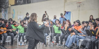 Escobar: Se entregaron instrumentos a la orquesta municipal Tunquelén