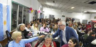 Tigre: Julio Zamora destacó la labor social y comunitaria de decenas de mujeres de Rincón de Milberg