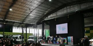 PBA: Se entregaron 21 combis para Escuelas de Educación Especial