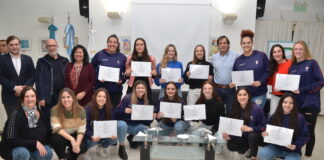 Vicente López: EL HCD declaró deportistas destacadas al equipo de básquet femenino del club Unión Florida